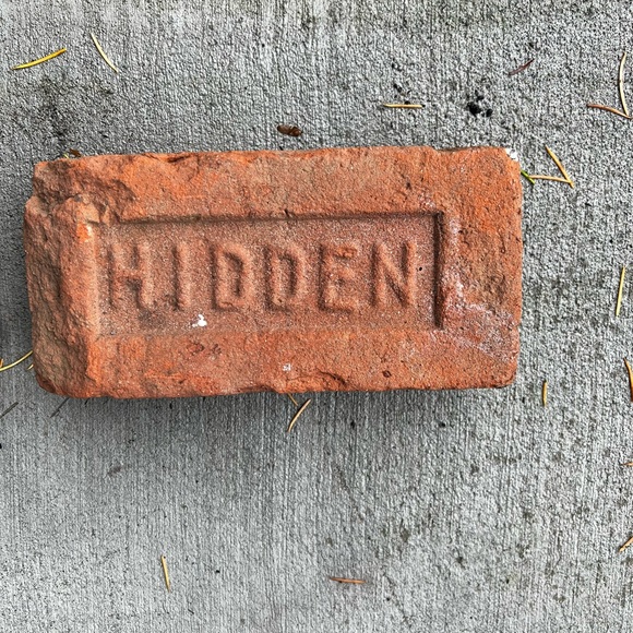 Antique Accents 3 Single Hidden Brick Vancouver Washington